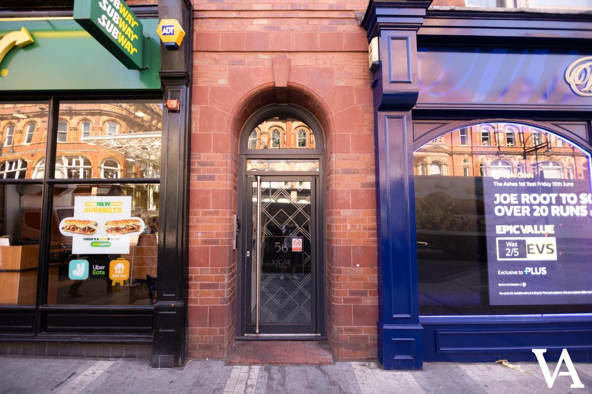 Velvet - 56 Vicar Lane * Лидс